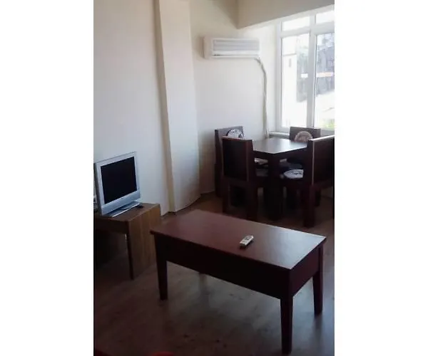 King Korkmaz Проживание в семье