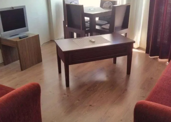 King Korkmaz Проживание в семье Эджеабат